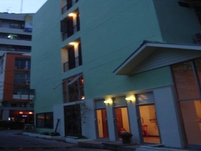 Kaset pensión Bangkok Exterior foto
